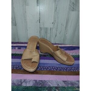 Donald Pliner Verna Tan Leather Wedge Heels Size 6M